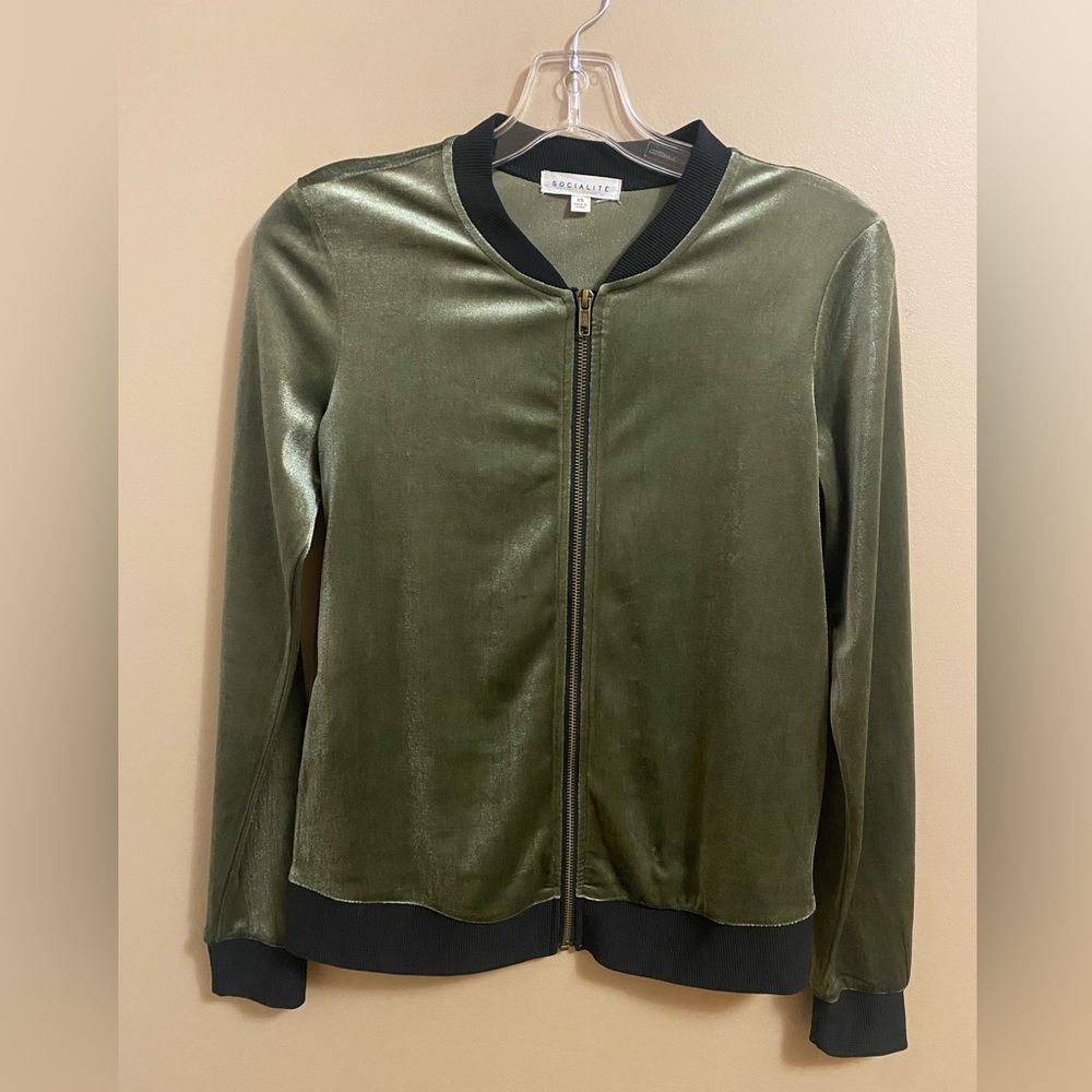 SOCIALITE Olive Green Sweater Velour Style Soft Zip Up Bomber Jacket, Cardigan